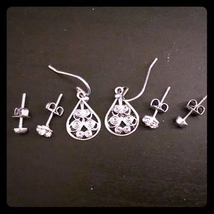 AMERICAN EAGLE earring bundle